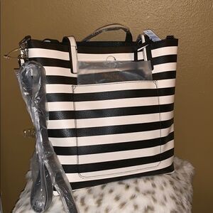 Beautiful shoulder bag  